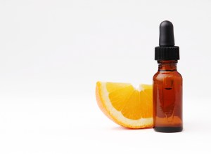 DIY vitamin C serum