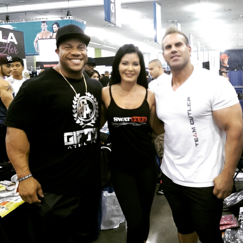 Flanked by Mr. Olympias!  Phil Heath and Jay Cutler
