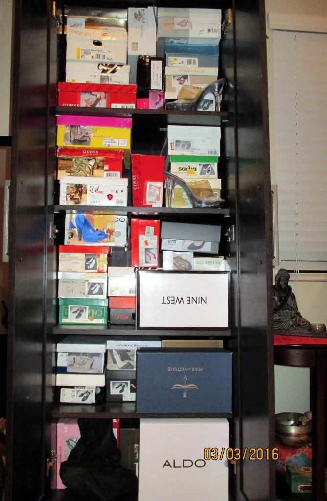 There are 43 pairs in this cabinet...